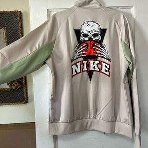 Limited edition Nike skull jacket! Matching joggers also available! BNWT!